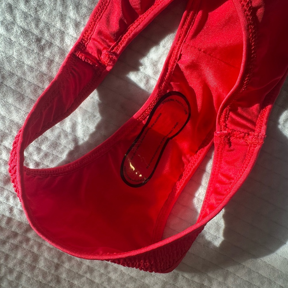 Kendall & Kylie Red Henley Style Bikini Set - Picture 6 of 9